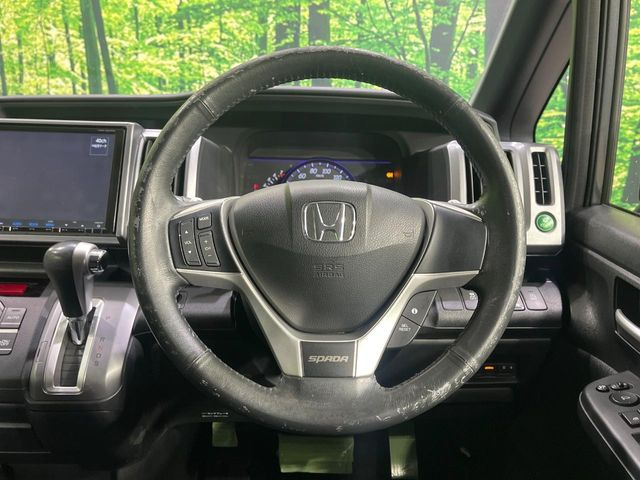 �y�����v�����X�e�A�����O�z�㎿�Ȋv���g�p���邱�ƂŁA��ɂ����������݂ƂĂ��^�]���₷���n���h���ł���