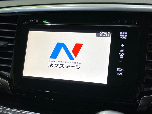 �y�����i�r�z�l�C�̏����i�r�𑕔����Ă���܂��B�i�r�̎g���₷���͂������A�I�[�f�B�I�@�\���[��!�L�����v�◷�s�͂������A�ʋ΂┃�����ȂǕ��i�̃h���C�u���y�����Ȃ�͂���