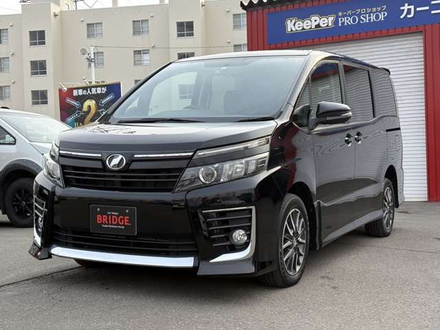 ヴォクシー2.0 ZS 4WD