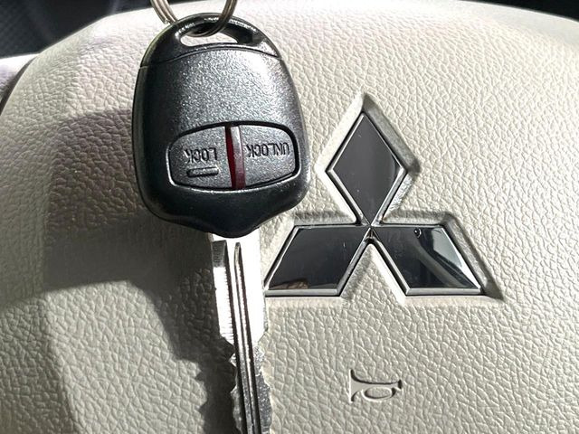 �y�L�[���X�z�������ꂽ�ꏊ����ł��{�^����Ńh�A�̊J���E�{�����ł���̂łƂ��Ă��֗�!�h�A�̌�������ɏ������邱�Ƃ�����܂����