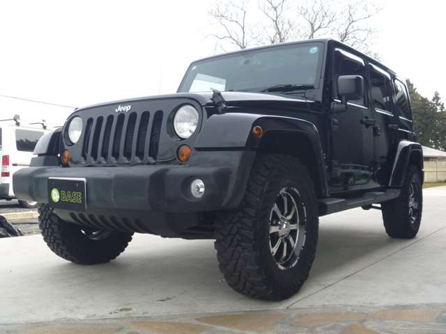 ラングラーアンリミテッド サハラ 4WD