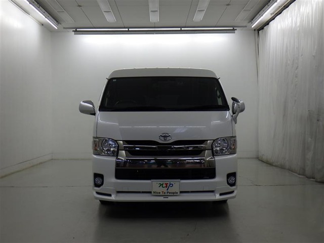 ハイエースバン