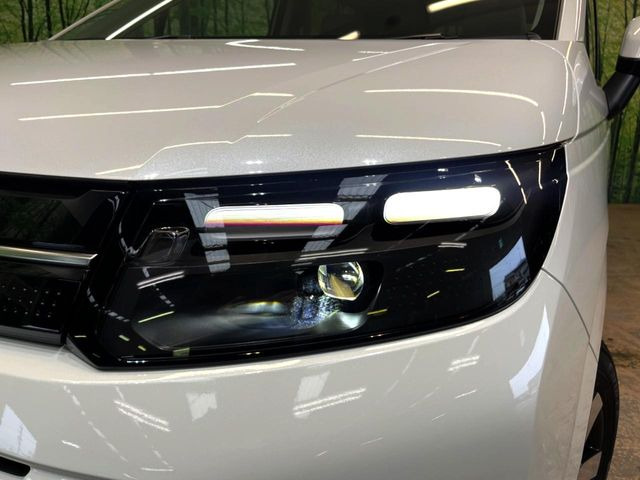 �yLED�w�b�h���C�g�z���V����ԑ��s�����ǍD�Ȏ��E���m�ۂ����S���ĉ^�]�ł��鍂�P�xLED�w�b�h���C�g�𑕔�!�_�����x�������A����d�͂��}�����Ă��܂��B