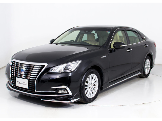 フルエアロが装着されています!お好みはいかがですか?今付いているデザイン以外にも、各ブランドのエアロを格安にてお取付け出来ます!又、エアロを外してノーマル状態にする事も出来ます!!