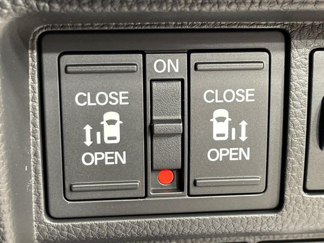 ステップワゴン2.0 e:HEV スパーダ