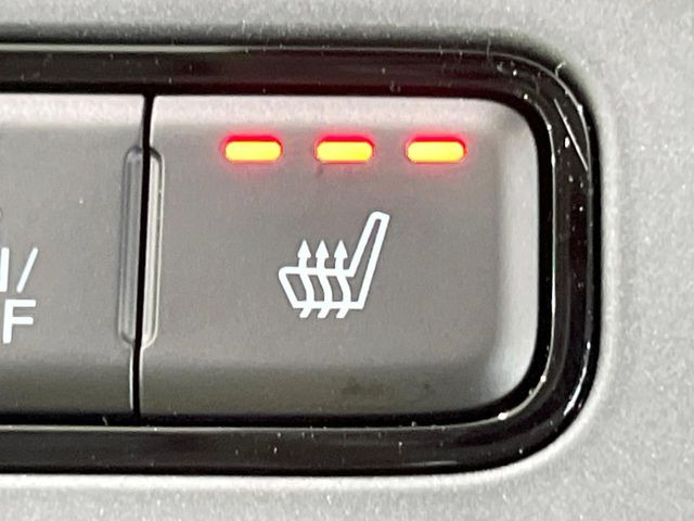 �y�V�[�g�q�[�^�[�z�������ɏd�󂷂�V�[�g�q�[�^�[!�G�A�R����葁�����܂��Ă����̂Ŋ�����̐l�����S�ł��ˁ�G�A�R���̉����͊������邩����A�Ƃ������ɂ����������߂ł��B