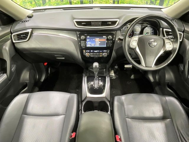 エクストレイル2.0 20Xtt エマージェンシーブレーキパッケージ