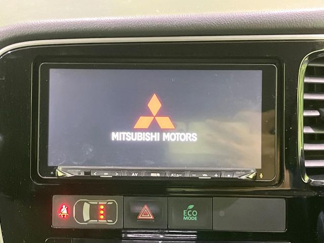 �y�����i�r�z�l�C�̏����i�r�𑕔��B�I�[�f�B�I�@�\���[�����Ă���ABluetooth�ڑ�����΂������̃X�}�z��MP3�v���C���[�̉��y���Đ��\!�����̉^�]������Ɋy�����Ȃ�܂�!!