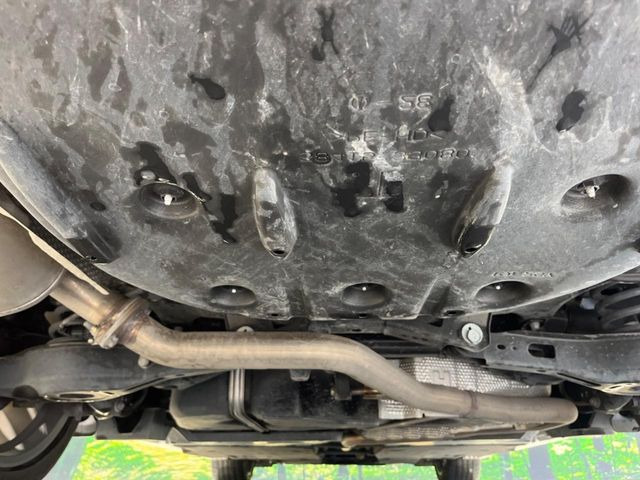 下回りがきれいなうちに、防錆加工の施工がオススメ。降雪地域はもちろん、沿岸部にお住いの方や、趣味でマリン・ウィンタースポーツをされる方にご好評いただいております。