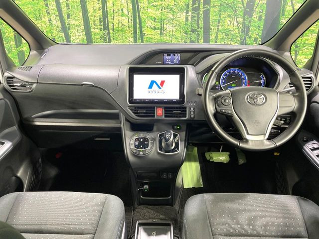 ヴォクシー1.8 ハイブリッド V