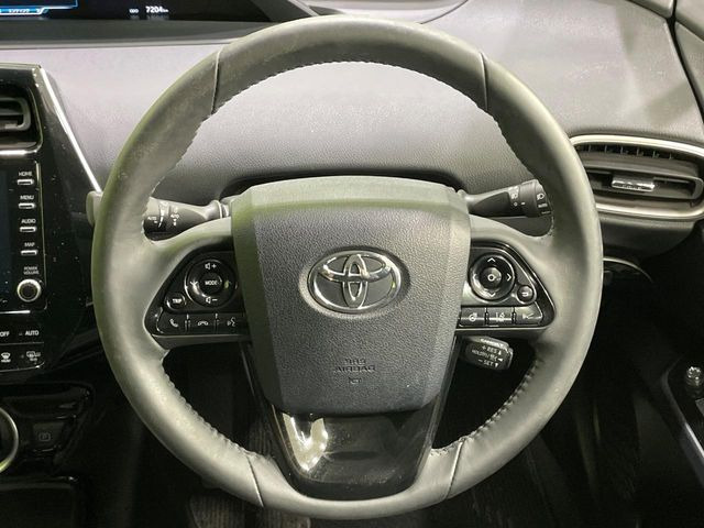 �y�����v�����X�e�A�����O�z�㎿�Ȋv���g�p���邱�ƂŁA��ɂ����������݂ƂĂ��^�]���₷���n���h���ł���