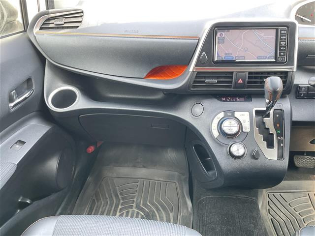 シエンタ1.5 G クエロ