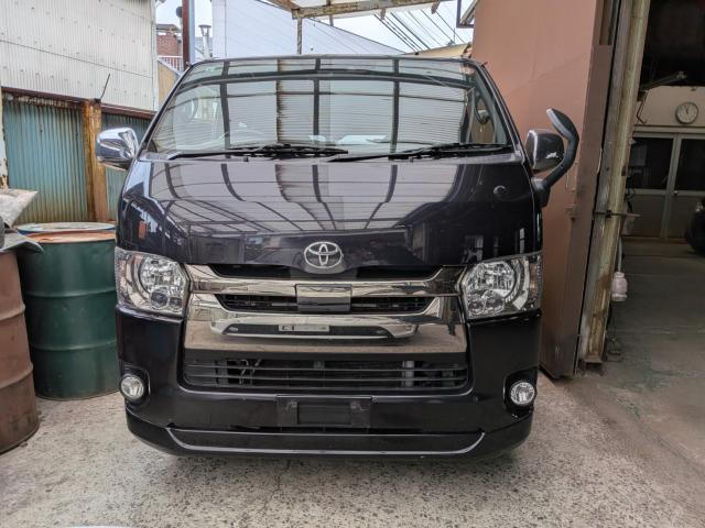 ハイエースバン