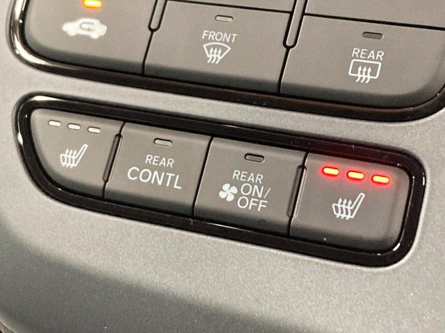 �y�V�[�g�q�[�^�[�z�������ɏd�󂷂�V�[�g�q�[�^�[!�G�A�R����葁�����܂��Ă����̂Ŋ�����̐l�����S�ł��ˁ�G�A�R���̉����͊������邩����A�Ƃ������ɂ����������߂ł��B