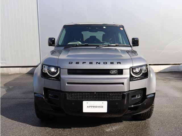 ディフェンダー110 X ダイナミック SE イースナー エディション 3.0L D300 ディーゼル 4WD