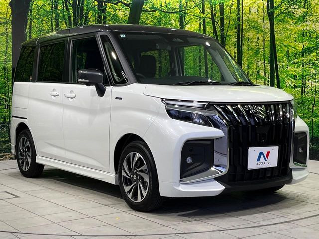 高透明度のガラス皮膜で撥水はもちろん、上質なツヤ・光沢を実現。紫外線や酸性雨から大切な愛車を保護し、色あせ・劣化を防止。「弾スプラッシュコート」、「弾プリミッサコート」からお選びいただけます。