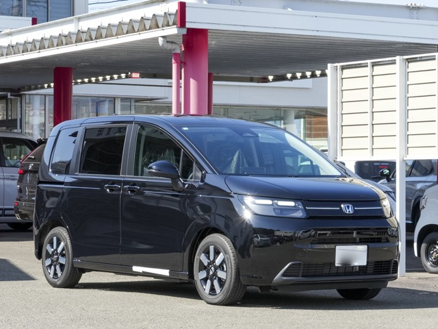 フリード1.5 e:HEV エアー EX