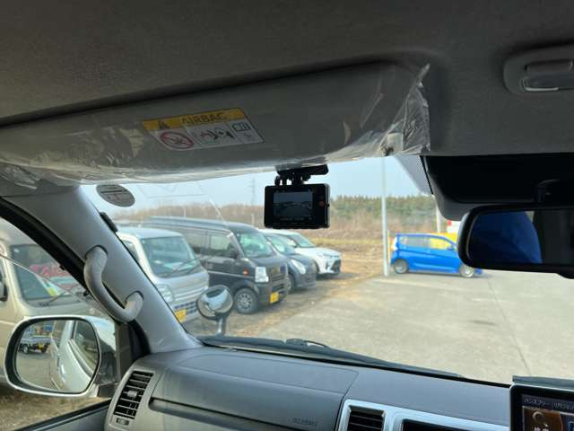 ハイエース2.7 グランドキャビン 4WD