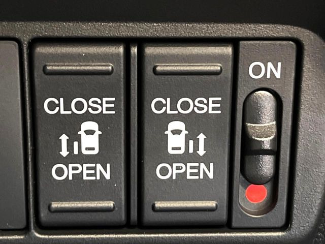 �y�����p���[�X���C�h�h�A�z�X�}�[�g�L�[��^�]�Ȃ̃X�C�b�`�Ō�ȗ����X���C�h�h�A�̊J���\���d��������͂����ăh�A���J����K�v�������A�����Ȃ��q�l�ł��ȒP�ɊJ���߂ł����K�ł���