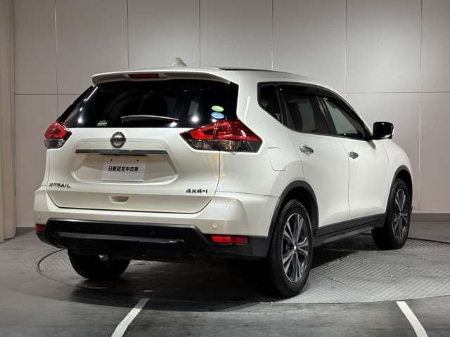 エクストレイル2.0 20Xi 4WD