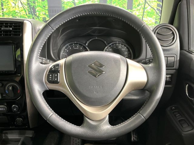 �y�X�e�A�����O�X�C�b�`�z�^�]���A�O������ڐ������炷���ƂȂ��A�I�[�f�B�I���̑��삪�\�ȕ֗��@�\!���S&���K�ȃh���C�u�����o���Ă���܂���