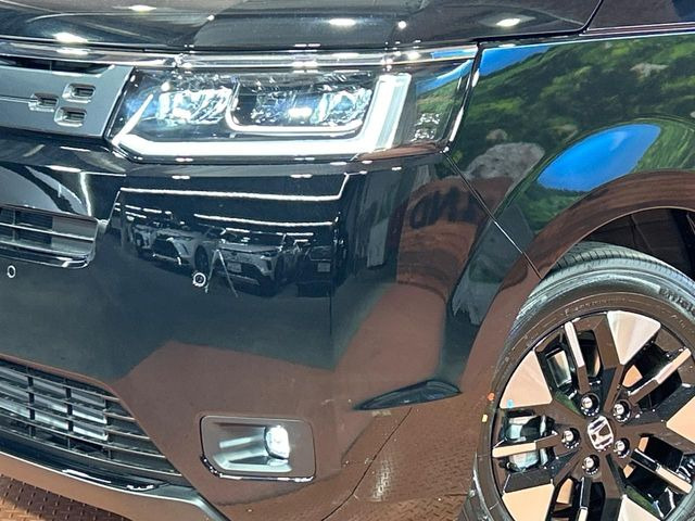 �yLED�w�b�h���C�g�z���V����ԑ��s�����ǍD�Ȏ��E���m�ۂ����S���ĉ^�]�ł��鍂�P�xLED�w�b�h���C�g�𑕔�!�_�����x�������A����d�͂��}�����Ă��܂��B