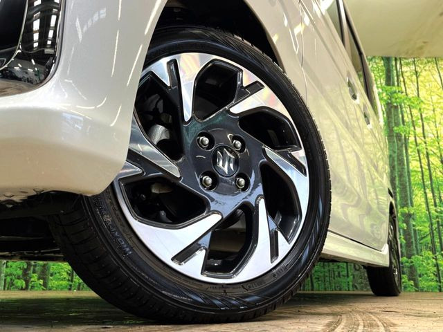 �y�����A���~�z�C�[���z�O�ςɃ}�b�`���������A���~�z�C�[���𑕒����Ă���܂��B�e��ЊO�A���~�z�C�[����A�X�^�b�h���X�^�C�����戵�����Ă���܂��B���񂲑��k����������