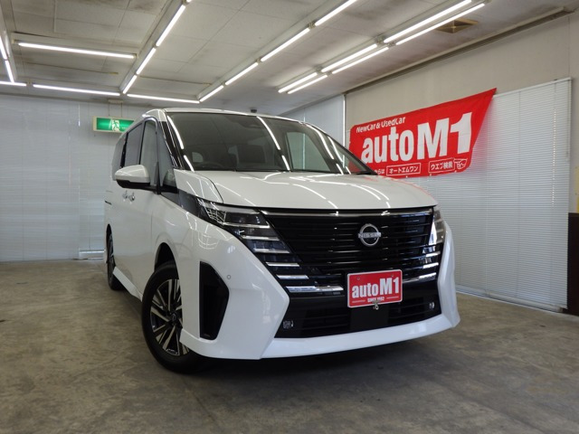 セレナ2.0 ハイウェイスターV Vセレクション 4WD