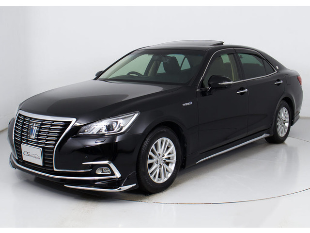 フルエアロが装着されています!お好みはいかがですか?今付いているデザイン以外にも、各ブランドのエアロを格安にてお取付け出来ます!又、エアロを外してノーマル状態にする事も出来ます!!