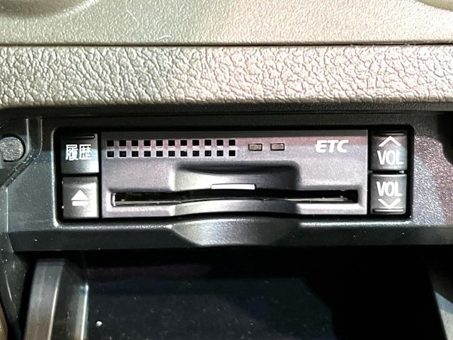 【ETC】高速道路の料金所をストレスなく通過!話題のスポットやサービスエリアに多い「スマートIC」利用時は必須のアイテムです。当店でセットアップを実施、ご納車当日からすぐにご利用いただけます!