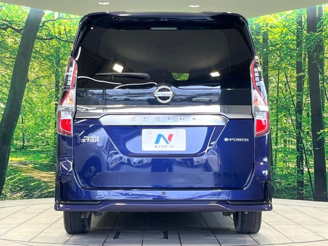 安心の最長10年・走行無制限保証(有償)をご用意。保証内容も充実はもちろん、無料点検&オイル交換や、年中無休の全国・24時間ロードサービスも付帯されておりますのでご安心下さい。