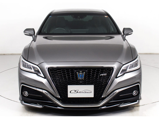 禁煙車です!室内は嫌なニオイも無く、すごく綺麗な状態です!禁煙車・・特にセダンタイプのお車では少ないですよね!!タバコのニオイが苦手なお客様必見です!快適にご乗車頂けます!!