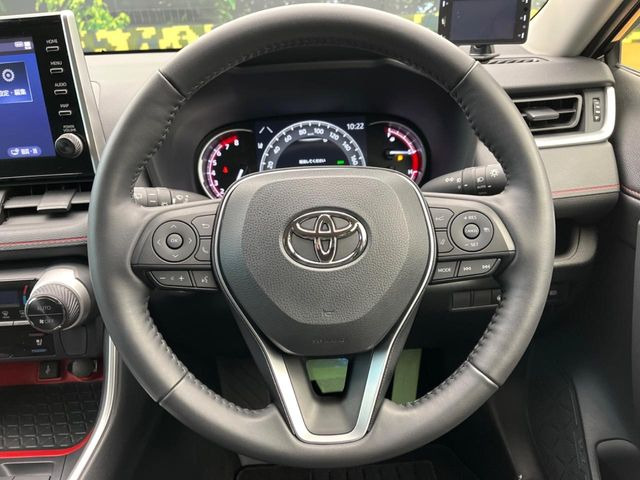 �y�����v�����X�e�A�����O�z�㎿�Ȋv���g�p���邱�ƂŁA��ɂ����������݂ƂĂ��^�]���₷���n���h���ł���