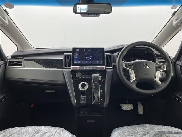 デリカD:52.2 ブラック エディション 4WD