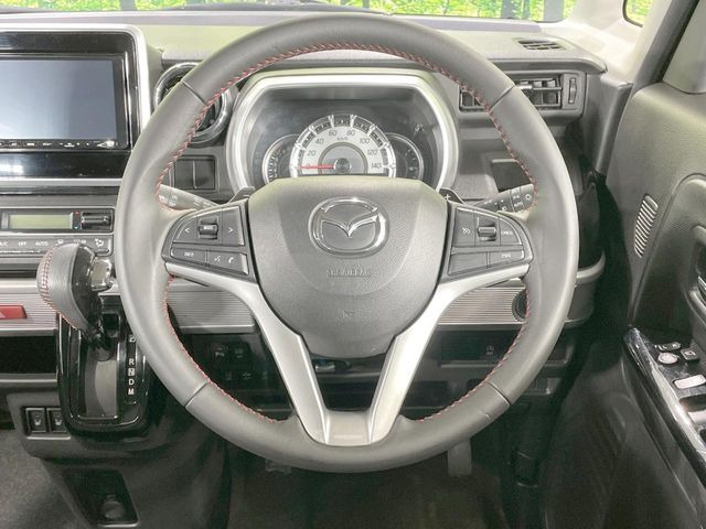 �y�����v�����X�e�A�����O�z�㎿�Ȋv���g�p���邱�ƂŁA��ɂ����������݂ƂĂ��^�]���₷���n���h���ł���