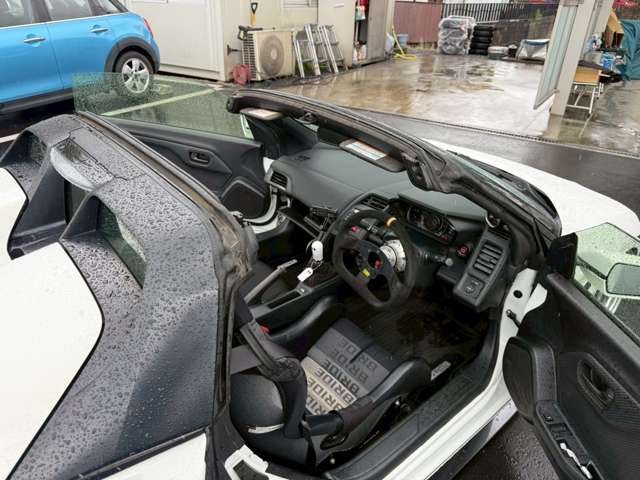 �C�ɂȂ邨�Ԃ�����܂�����E�̓d�b�ԍ����璼�ڂ��X�ɂ��₢���킹���������B�x�����@����ԗ����A��Ԃ܂łȂ�ł������������Ē����܂��B�X�^�b�t�ꓯ���A�����҂����Ă���܂��B