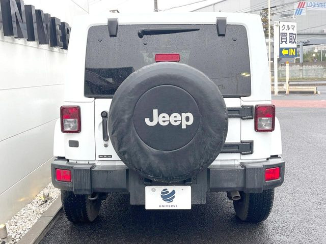 ●当店では第三者機関による車両品質鑑定を導入し、修復歴車を排除。鑑定書が発行されますので、ぱっと見ただけでは分からない箇所まで納得した上でご検討いただけます。※一部未実施の場合がございます。