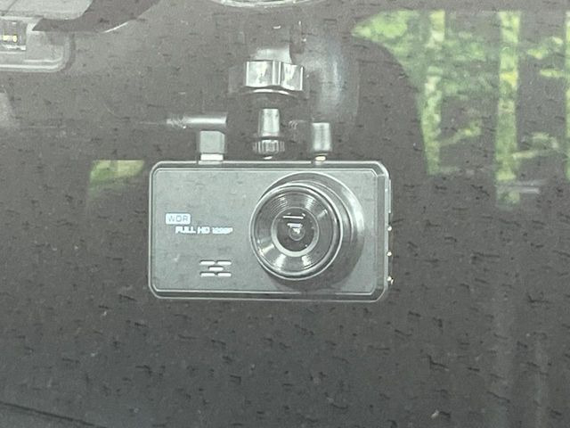 �y�h���C�u���R�[�_�[�z���S�E���S�ȃJ�[���C�t�ɕK�{�̃h���C�u���R�[�_�[�𑕔�!���s���͂������A������^�]�⎖�̂ɑ��������ۂ̏󋵂��f���ŋL�^���A����̃��X�N�ɔ����܂��B