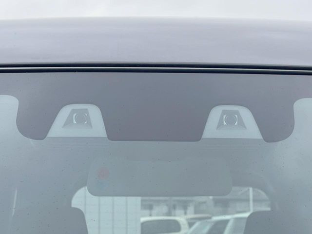 �y�X�Y�L �Z�[�t�e�B�T�|�[�g�z���s���ɑO���̎ԗ�����F�����A�Փ˂������Ȏ��͌x��ƃu���[�L�ŏՓˉ���Ɣ�Q�y�����A�V�X�g�B�����S�Ƀh���C�u�����y���݂��������܂��B