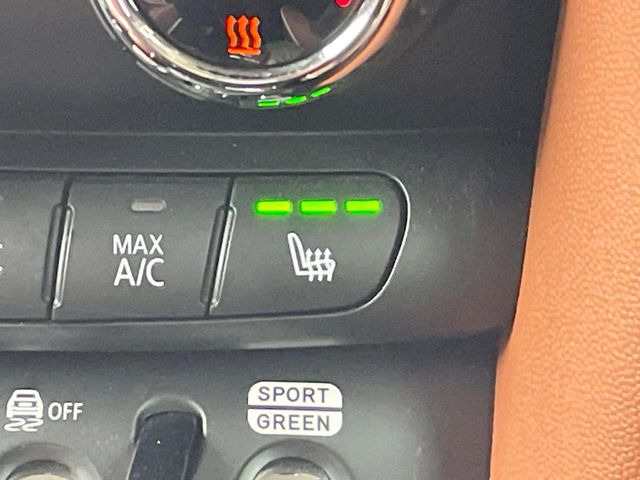 ���t�����g�V�[�g�q�[�e�B���O:�^�]�ȁE����ȋ��ɎO�i�K�Œ��߂��\�ȃV�[�g�q�[�^�[�𑕔����Ă���܂��B�G�߂��킸���K�ɂ��g�p���������܂��B