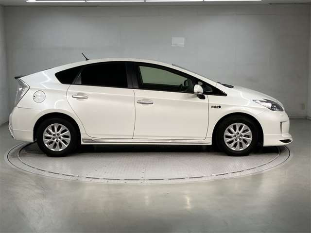 プリウスPHV1.8 G レザーパッケージ