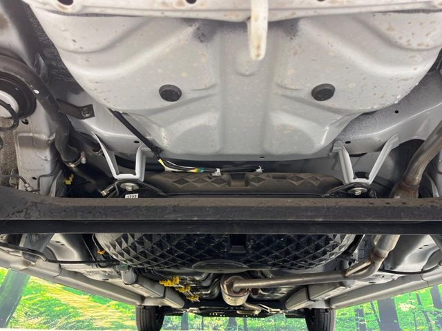 下回りがきれいなうちに、防錆加工の施工がオススメ。降雪地域はもちろん、沿岸部にお住いの方や、趣味でマリン・ウィンタースポーツをされる方にご好評いただいております。