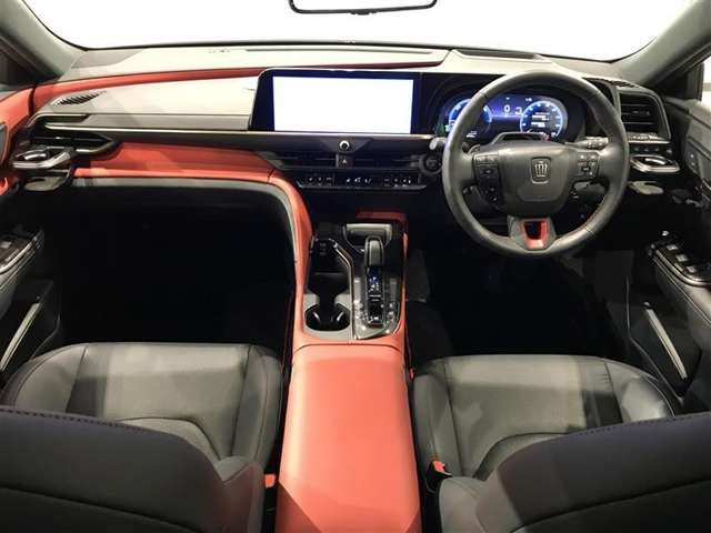 クラウンスポーツ2.5 RS E-Four 4WD