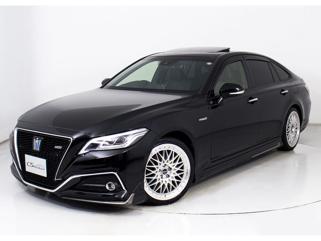 フルエアロが装着されています!お好みはいかがですか?今付いているデザイン以外にも、各ブランドのエアロを格安にてお取付け出来ます!又、エアロを外してノーマル状態にする事も出来ます!!