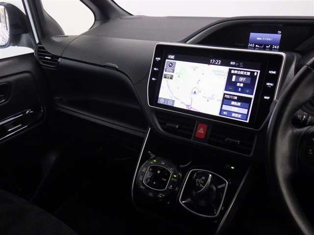 ヴォクシー1.8 ハイブリッド ZS 煌III