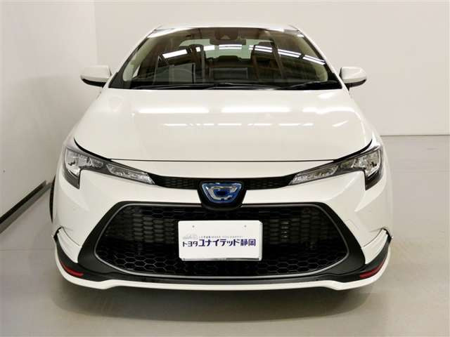 カローラ1.8 ハイブリッド S