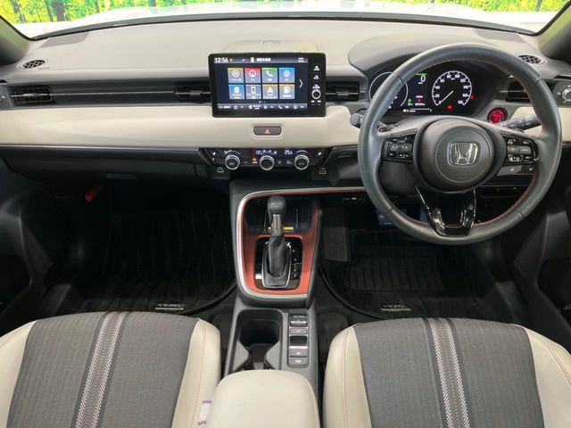 ヴェゼル1.5 e:HEV プレイ