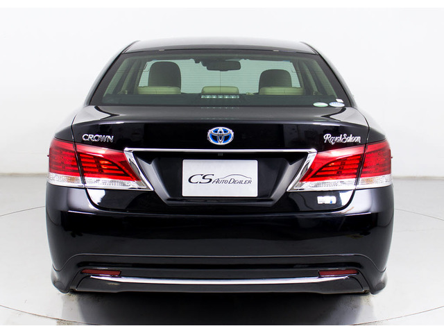 フルエアロが装着されています!お好みはいかがですか?今付いているデザイン以外にも、各ブランドのエアロを格安にてお取付け出来ます!又、エアロを外してノーマル状態にする事も出来ます!!