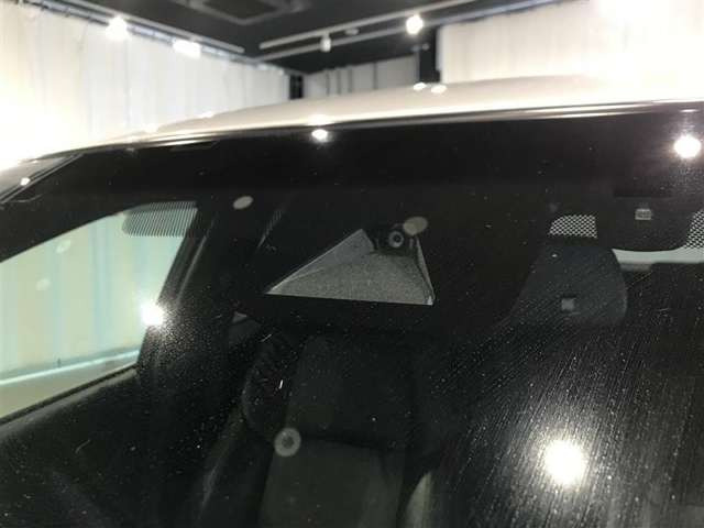 ハリアー2.0 プレミアム メタル アンド レザーパッケージ