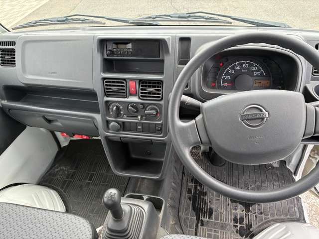 NT100クリッパーDX 4WD